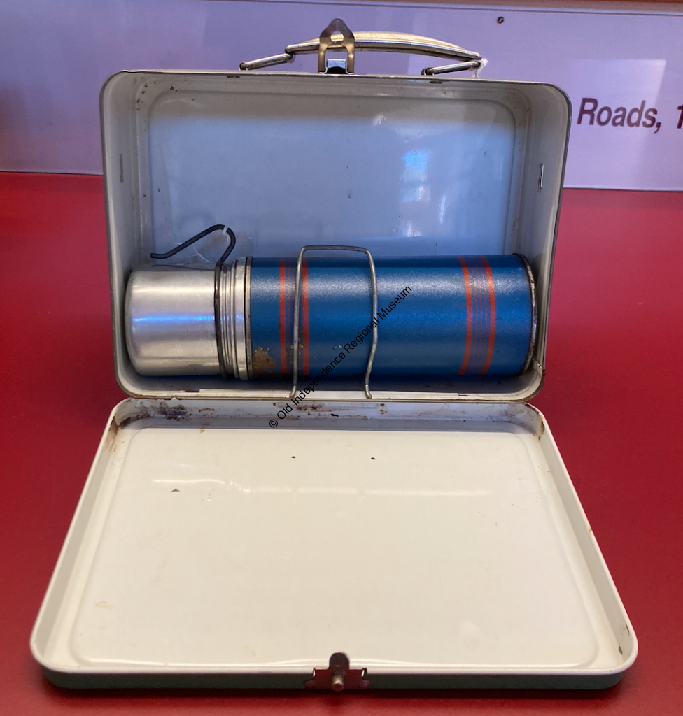 Lunch box with thermos
